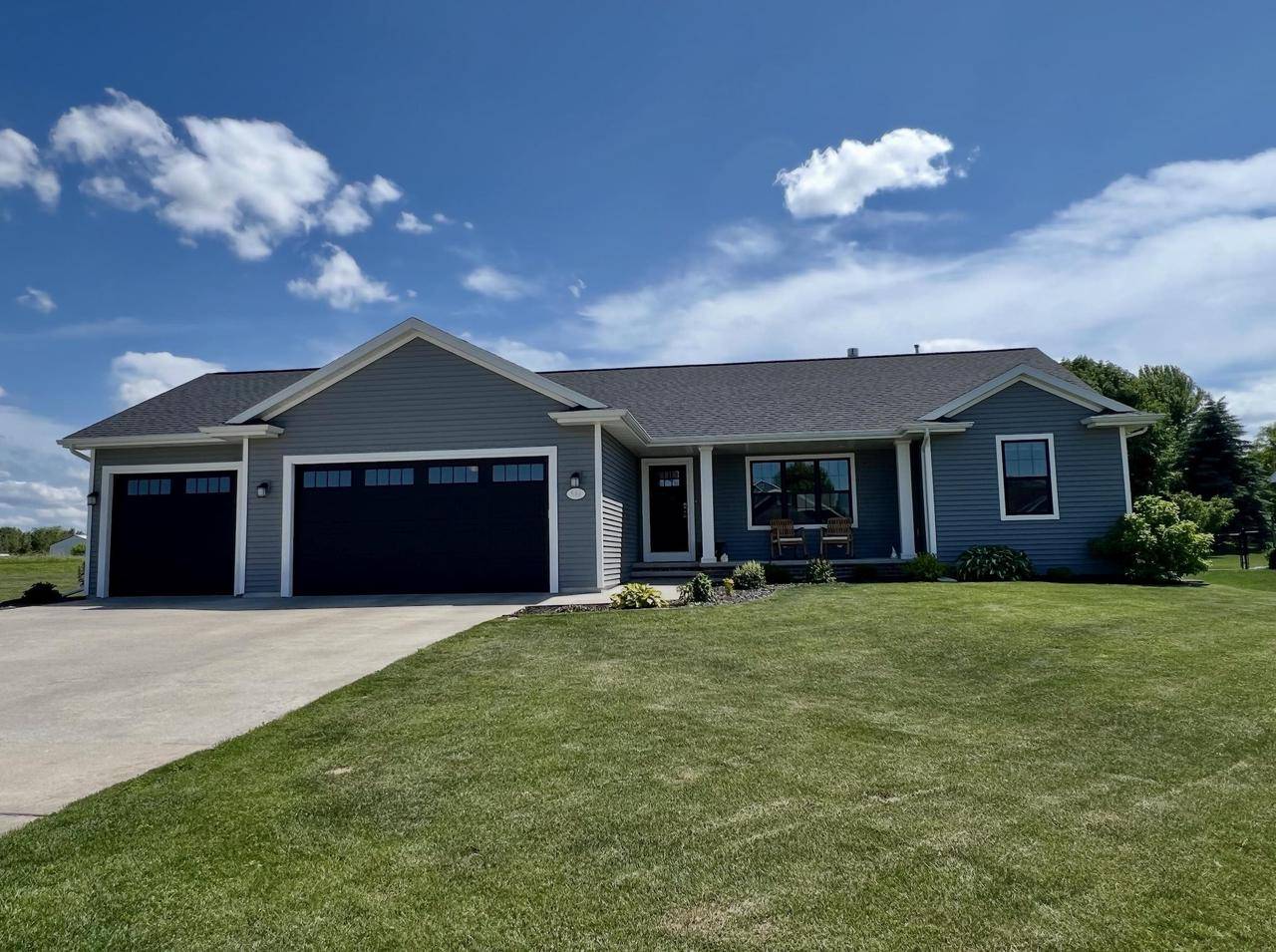 Wrightstown, WI 54180,582 CLAY STREET