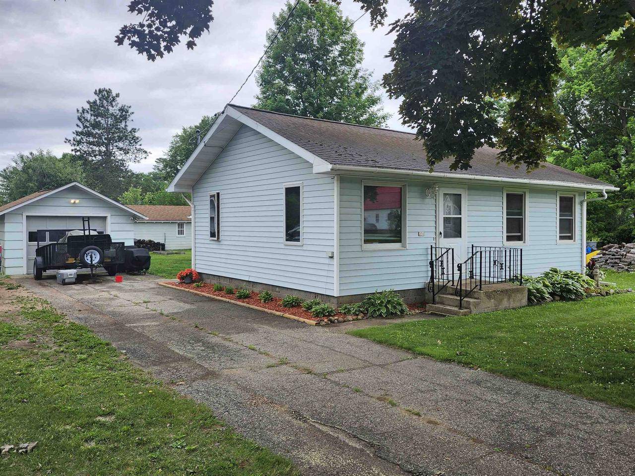 Wautoma, WI 54982,230 N OXFORD STREET