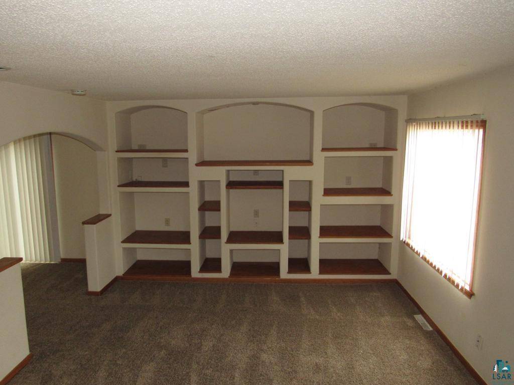 Superior, WI 54880,519 37th Ave E