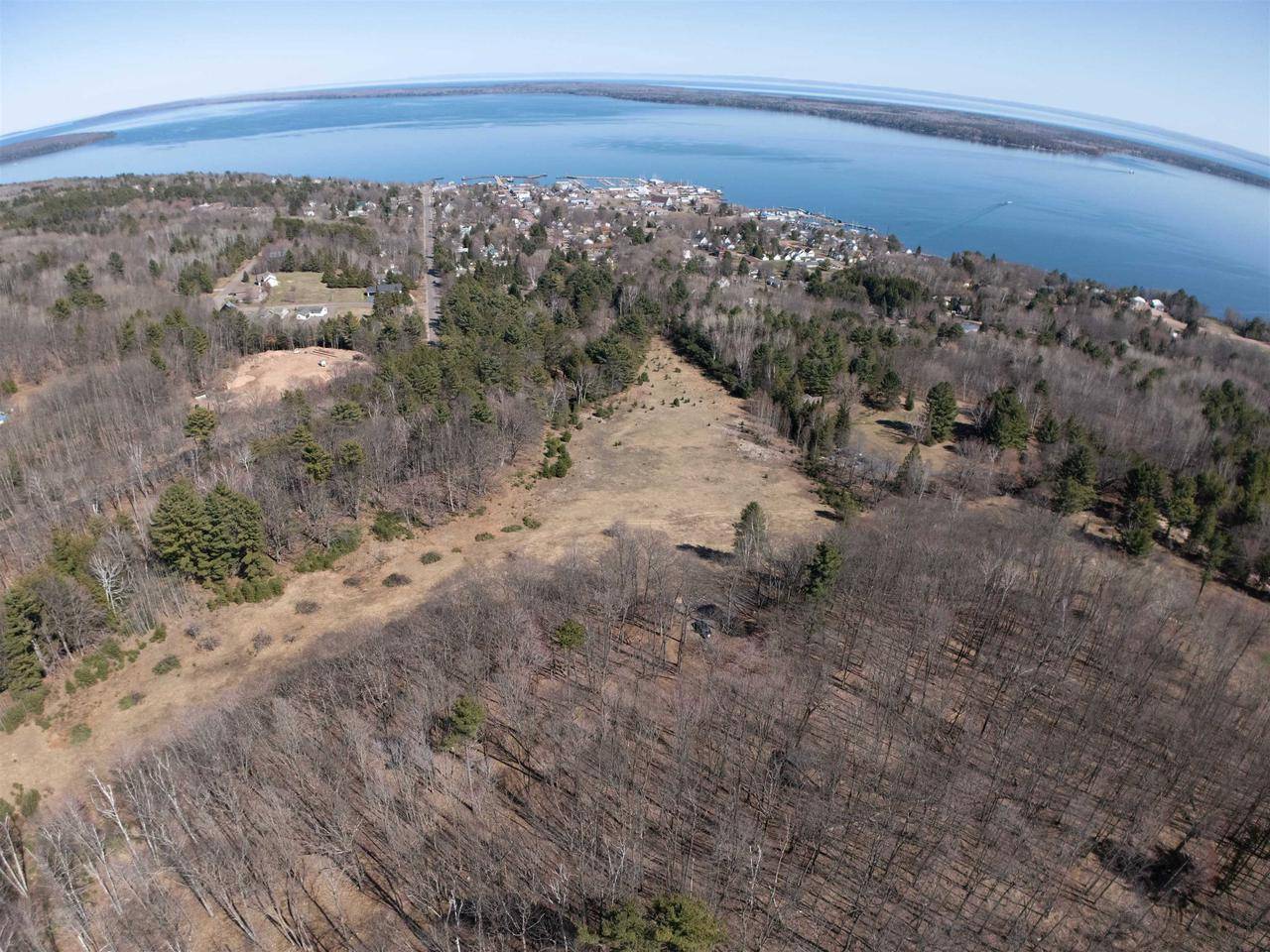 Bayfield, WI 54814,35480 Whitetail Ave