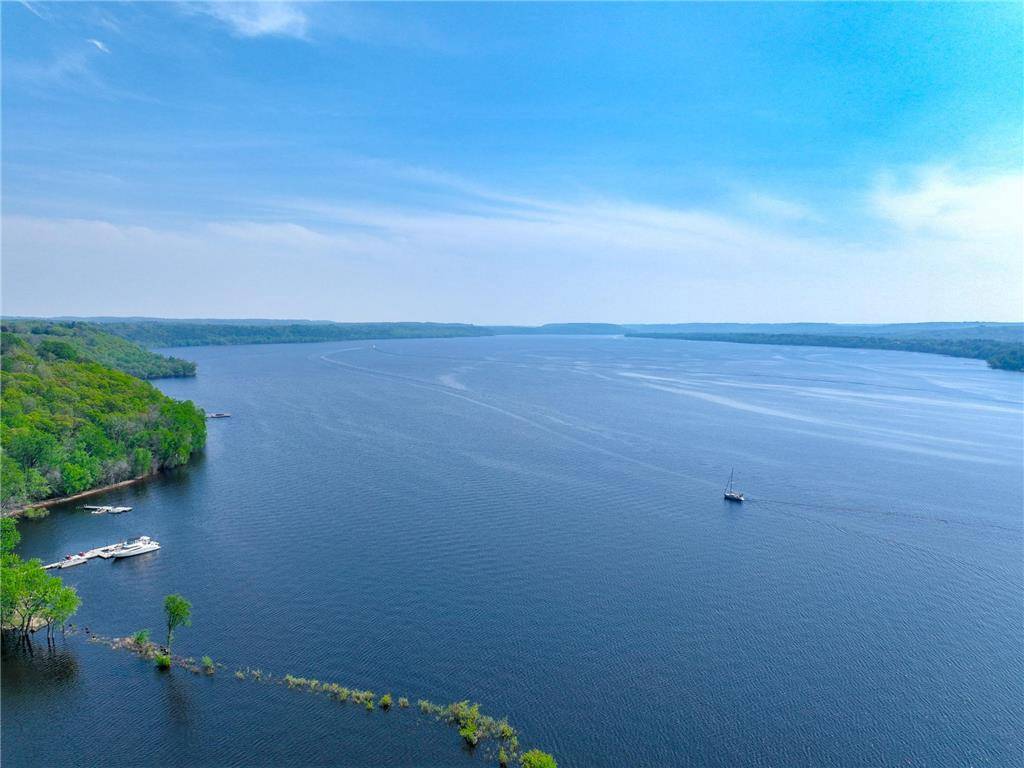 Hudson, WI 54016,1019 Crest View Drive
