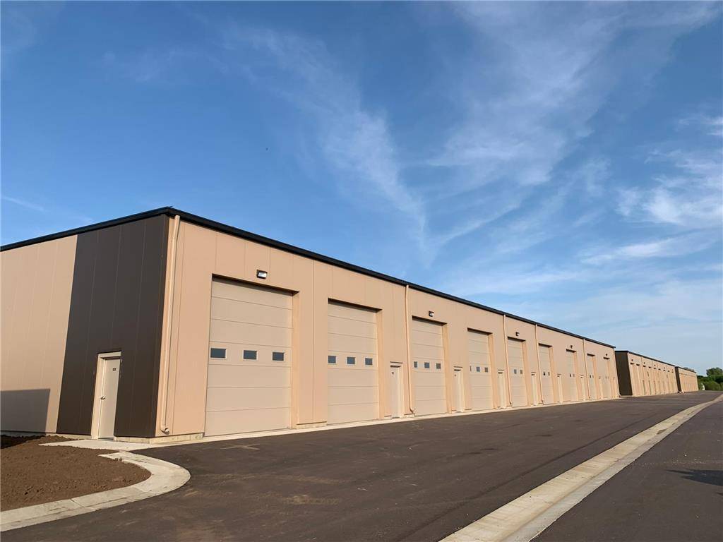 Hudson, WI 54016,663 Valerie Avenue #406