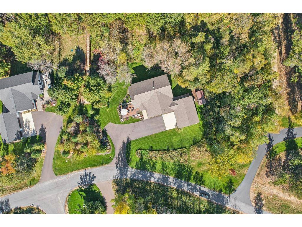Hudson, WI 54016,902 Crane Hill Trail