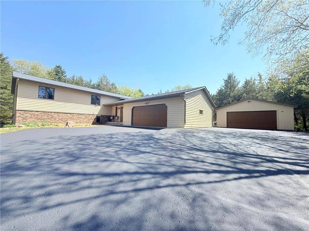 Hudson, WI 54016,1069 Hunter Ridge