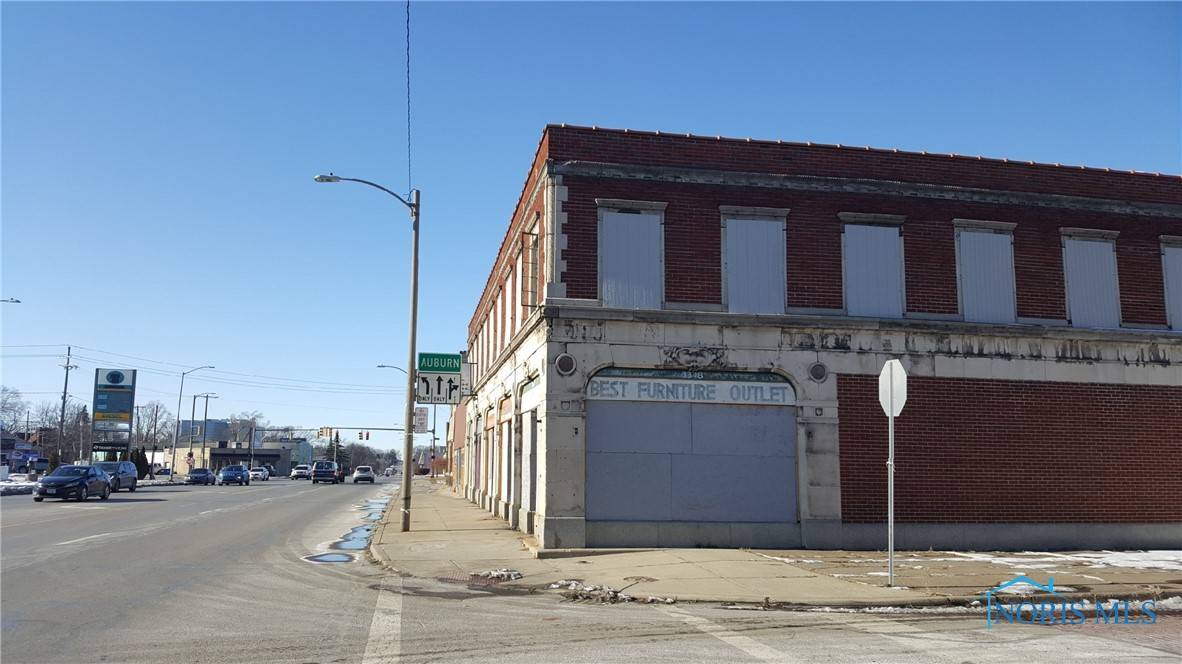 Toledo, OH 43606,3356 & 3360 Monroe ST