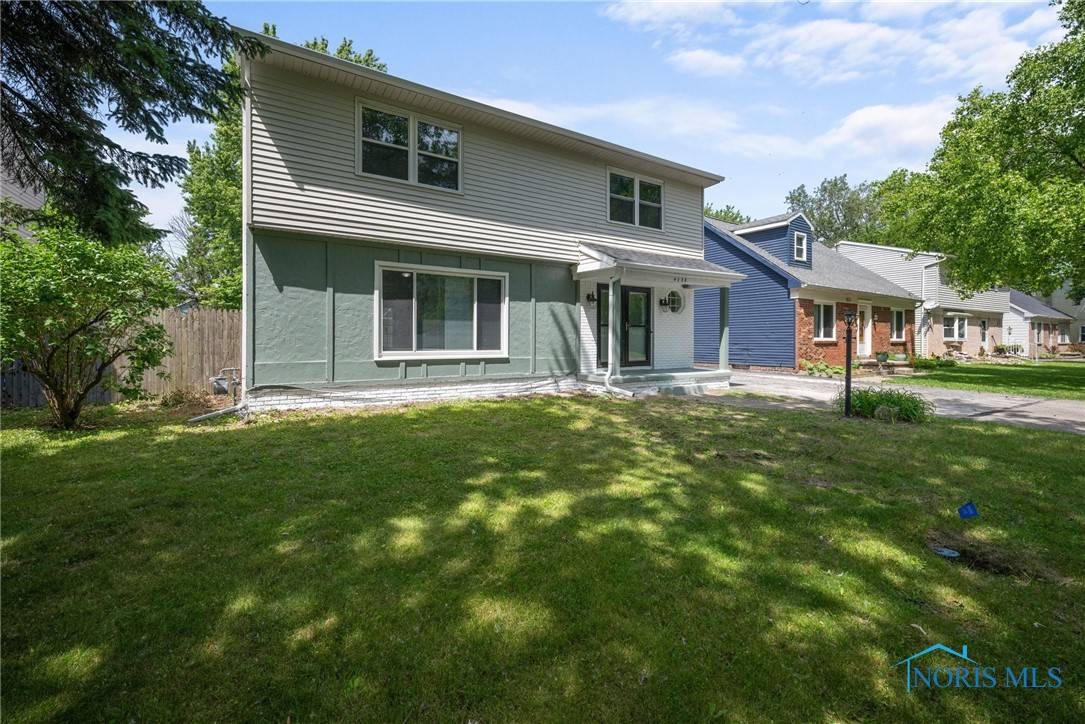 Toledo, OH 43615,4228 Roundtree DR
