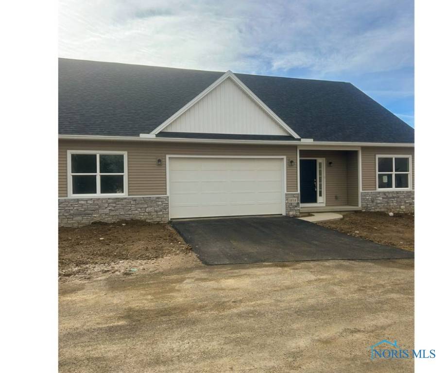 Perrysburg, OH 43551,14514 Dexter Falls RD
