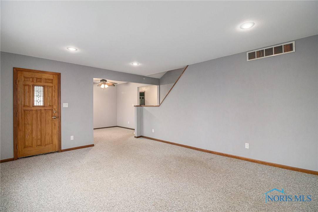 Bryan, OH 43506,2724 County Road 16