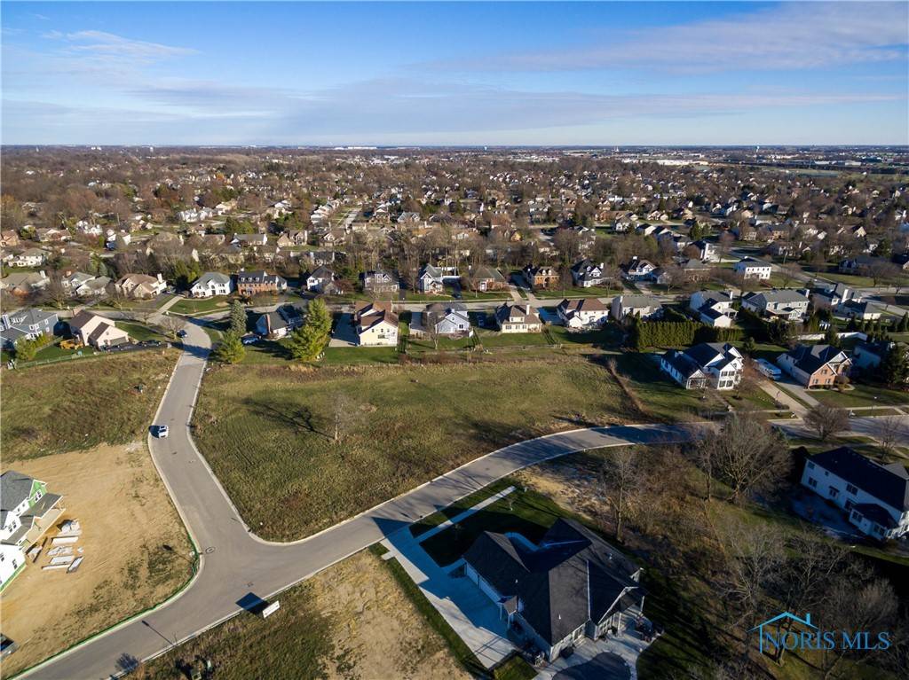 Perrysburg, OH 43551,501 Chippewa LN