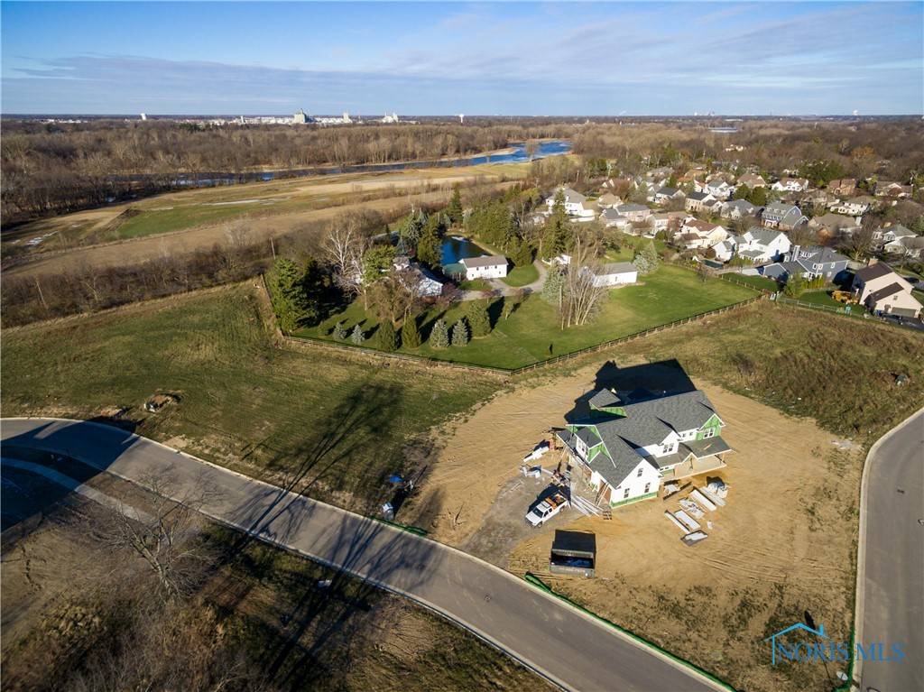 Perrysburg, OH 43551,430 Delaware DR