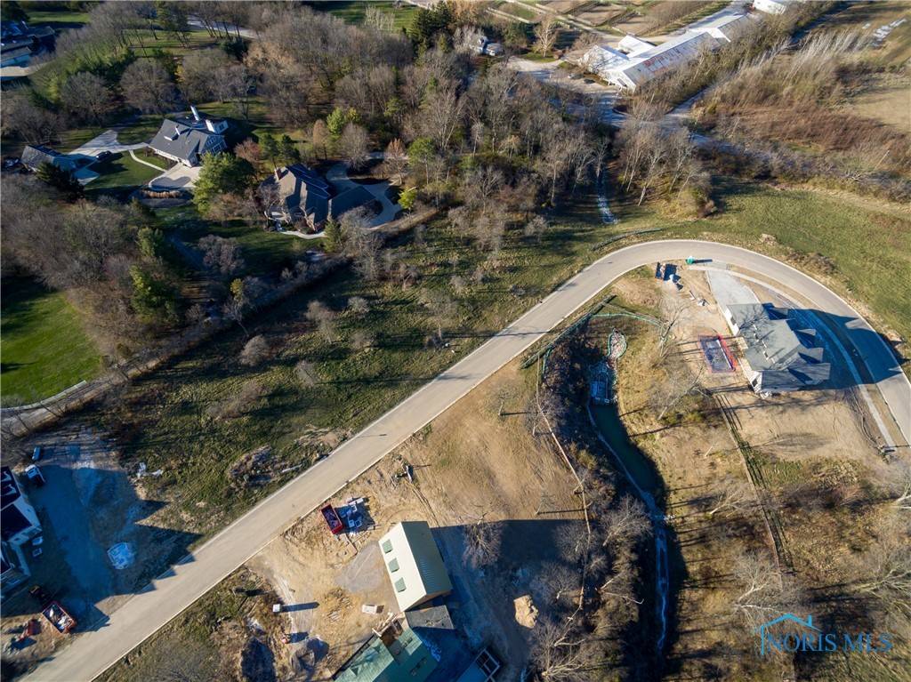 Perrysburg, OH 43551,494 Delaware DR