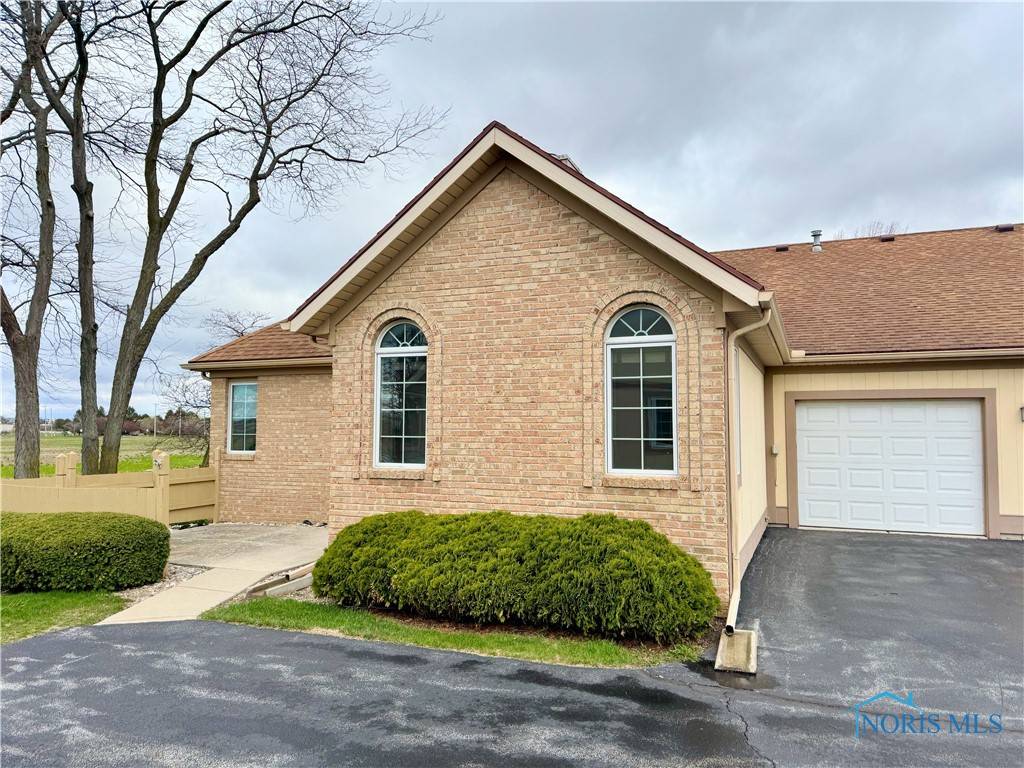 Perrysburg, OH 43551,415 Turnbury LN