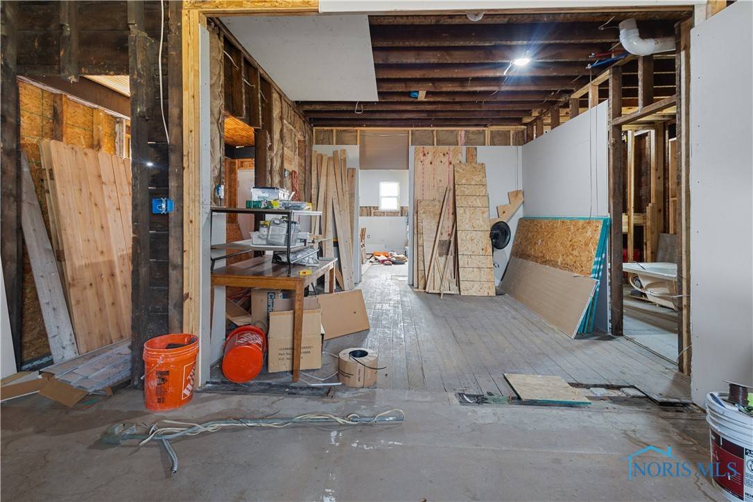 Toledo, OH 43609,910 Orchard ST