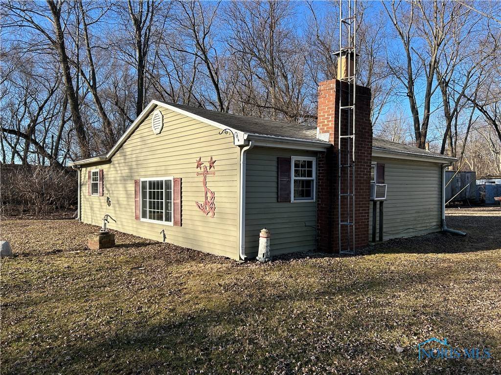 Oak Harbor, OH 43449,6626 N Earl AVE