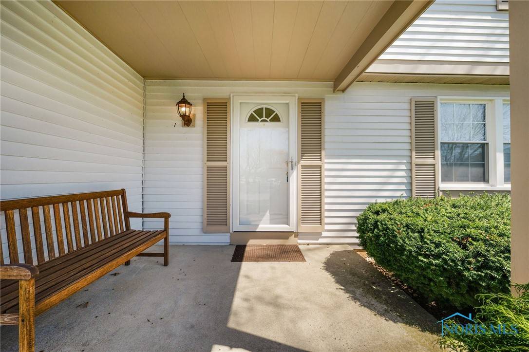 Maumee, OH 43537,2051 Bromford RD