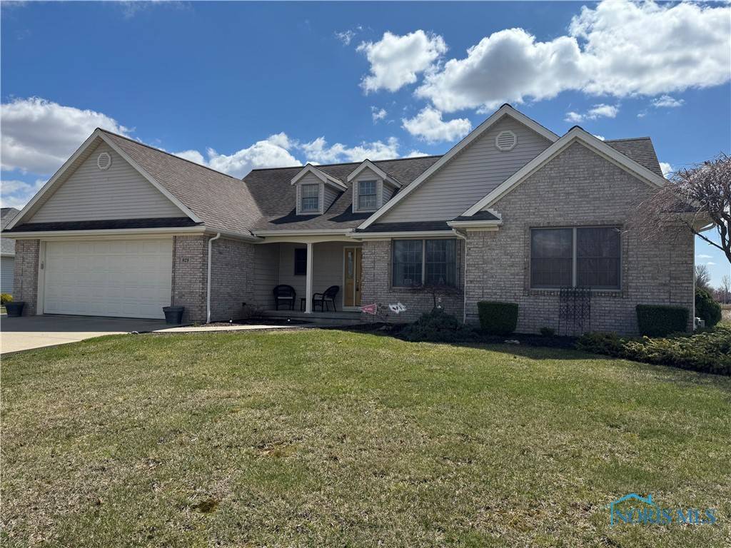 Wauseon, OH 43567,928 Black Hawk DR