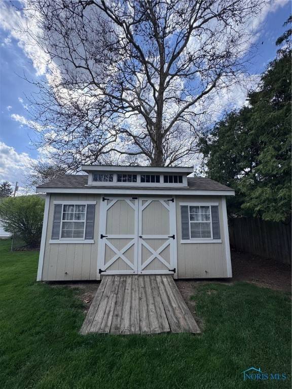 Bowling Green, OH 43402,319 Sunrise DR