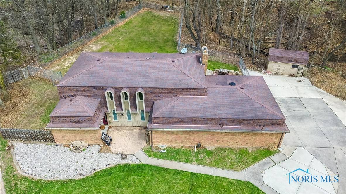 Toledo, OH 43614,1949 Thornapple DR