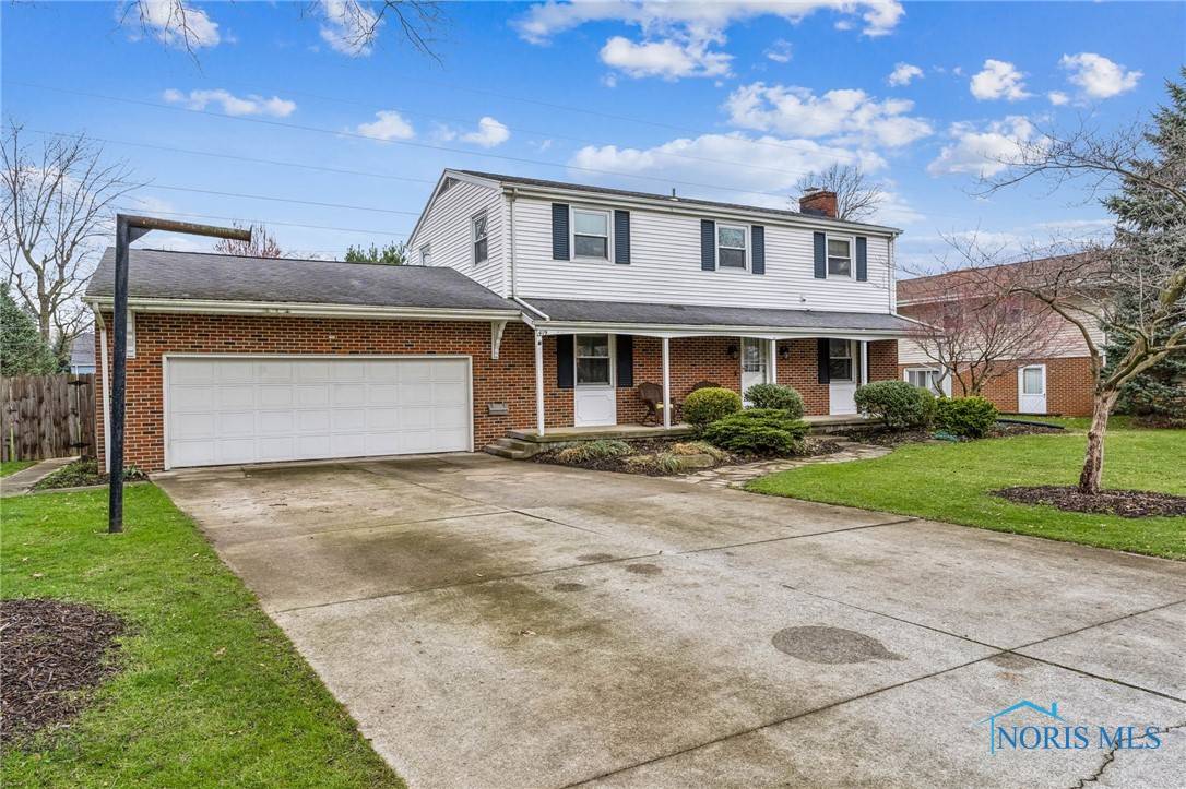 Fostoria, OH 44830,419 Glenview DR