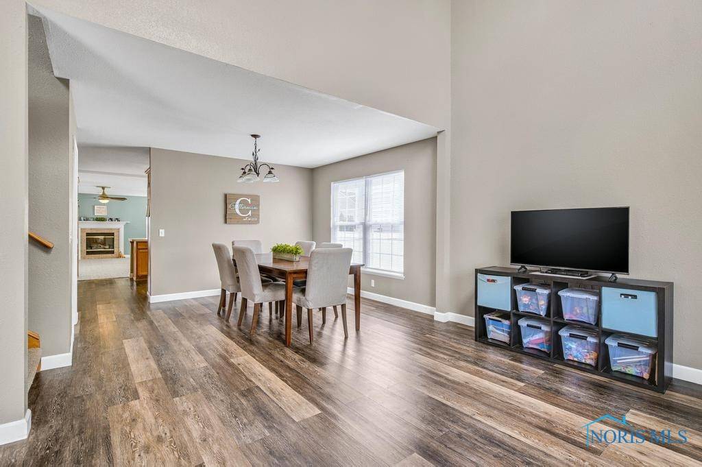 Perrysburg, OH 43551,2177 Woods Hole RD