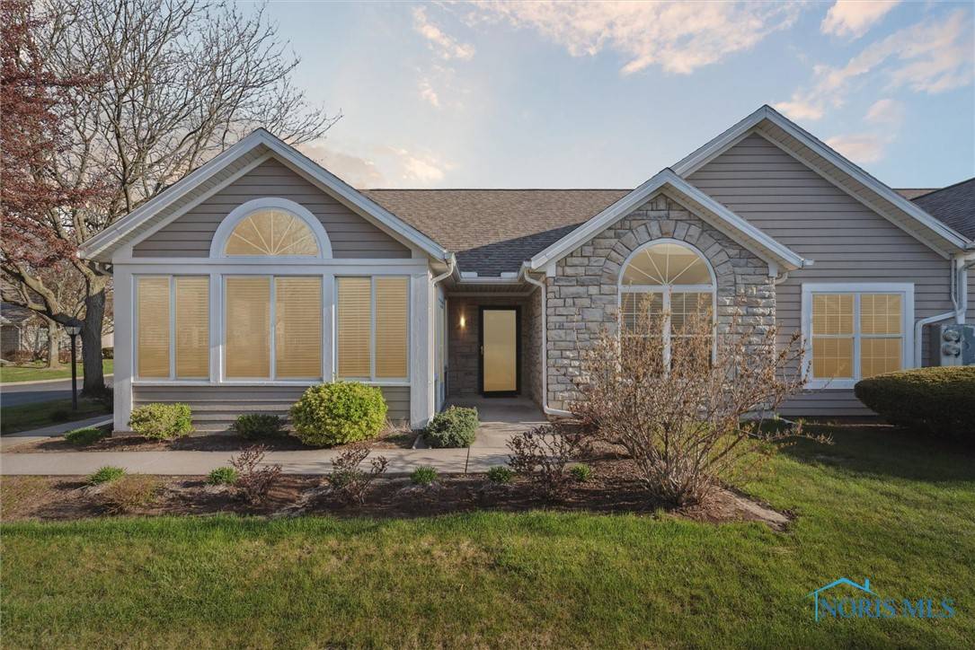 Toledo, OH 43617,2322 Whispering Pines DR #7-2322