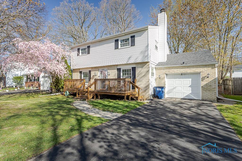 Toledo, OH 43623,4128 Oak crest RD