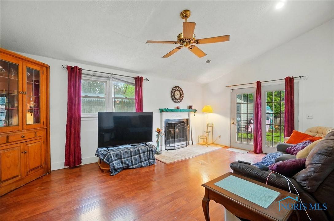 Toledo, OH 43605,705 Reineck DR