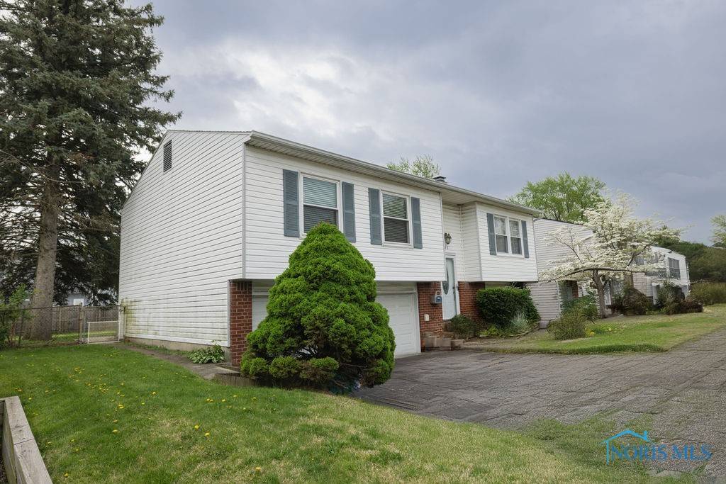 Northwood, OH 43619,2443 Bedford LN