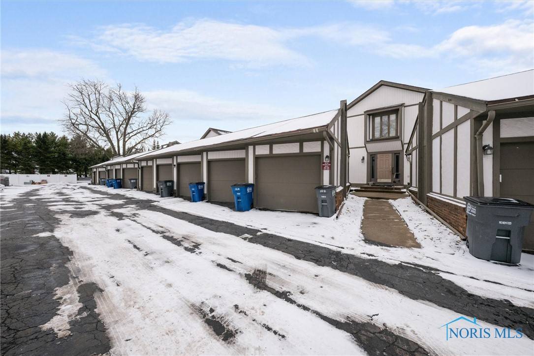 Toledo, OH 43615,5713 Tibaron LN #112