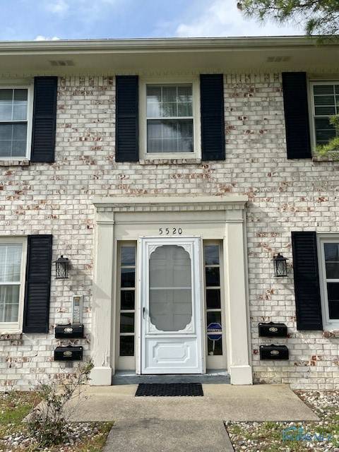 Toledo, OH 43614,5520 Heatherdowns BLVD #11