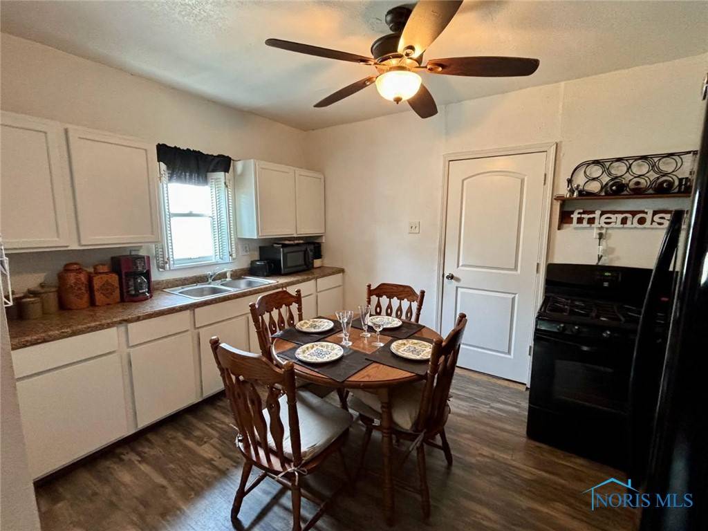 Leipsic, OH 45856,513 E Liberty ST