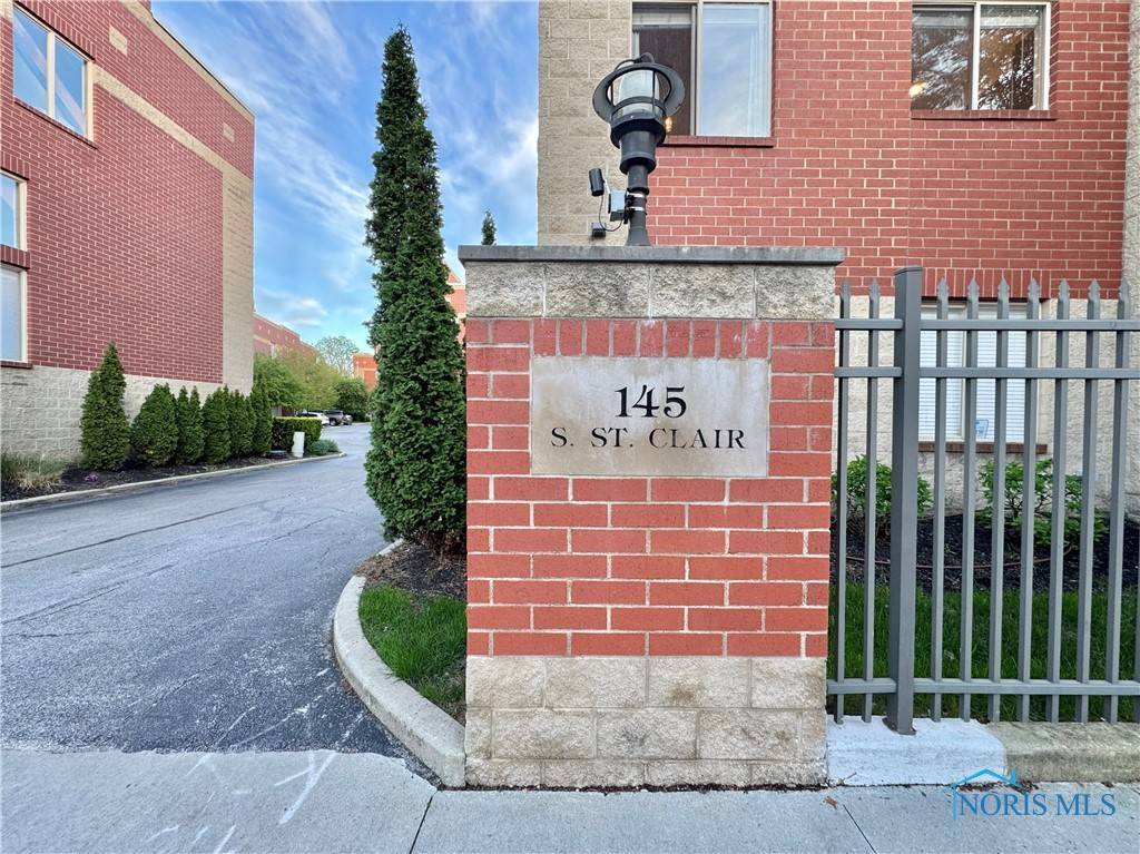 Toledo, OH 43604,145 S Saint Clair ST #40