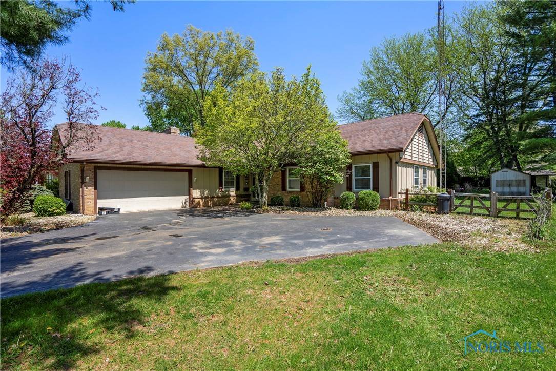 Toledo, OH 43614,2335 Tanglewood DR
