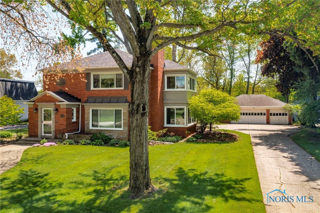 Ottawa Hills, OH 43606,3935 Hillandale RD
