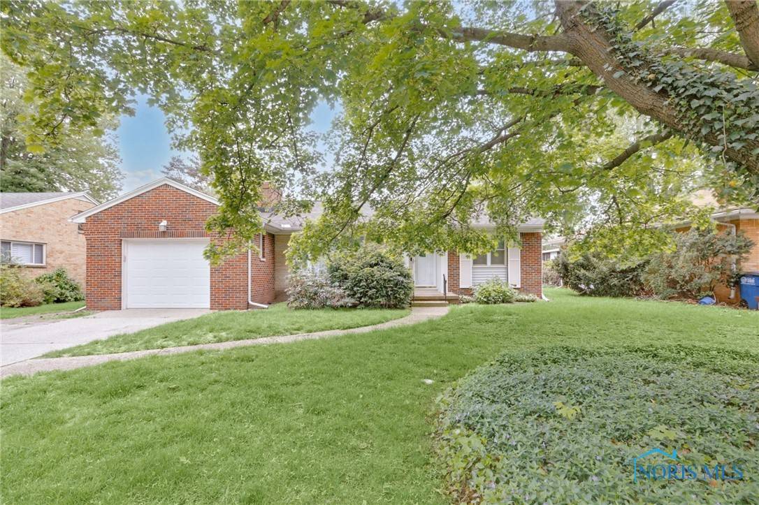 Toledo, OH 43606,2633 Evergreen RD