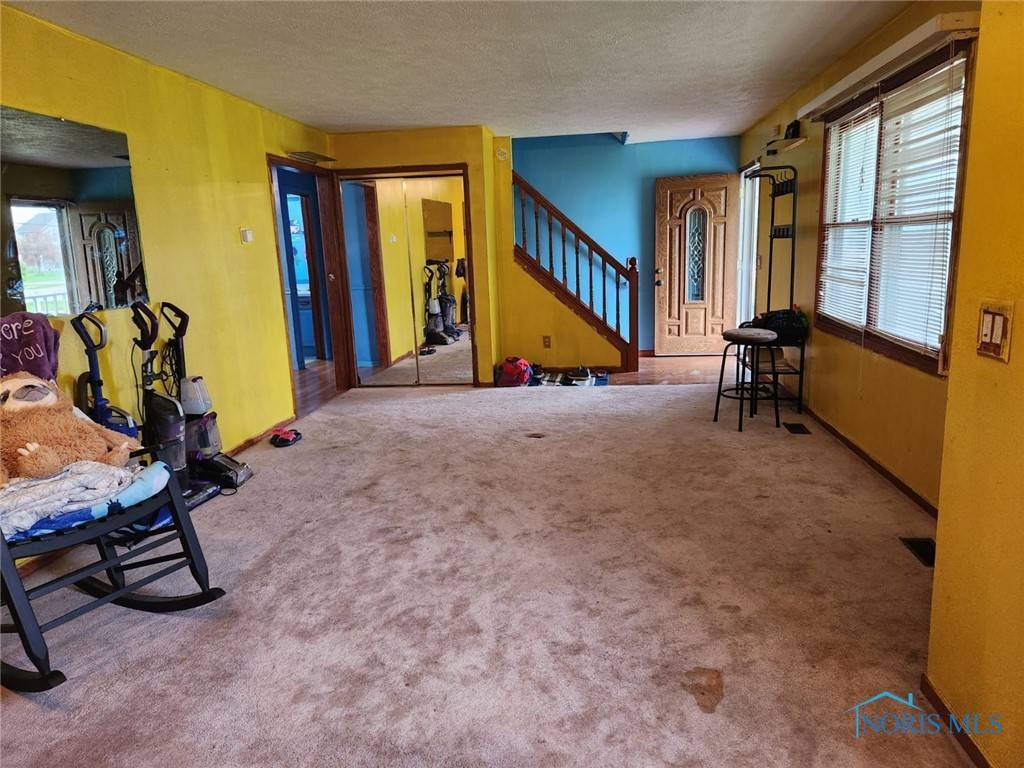 Rossford, OH 43460,713 Glenwood RD