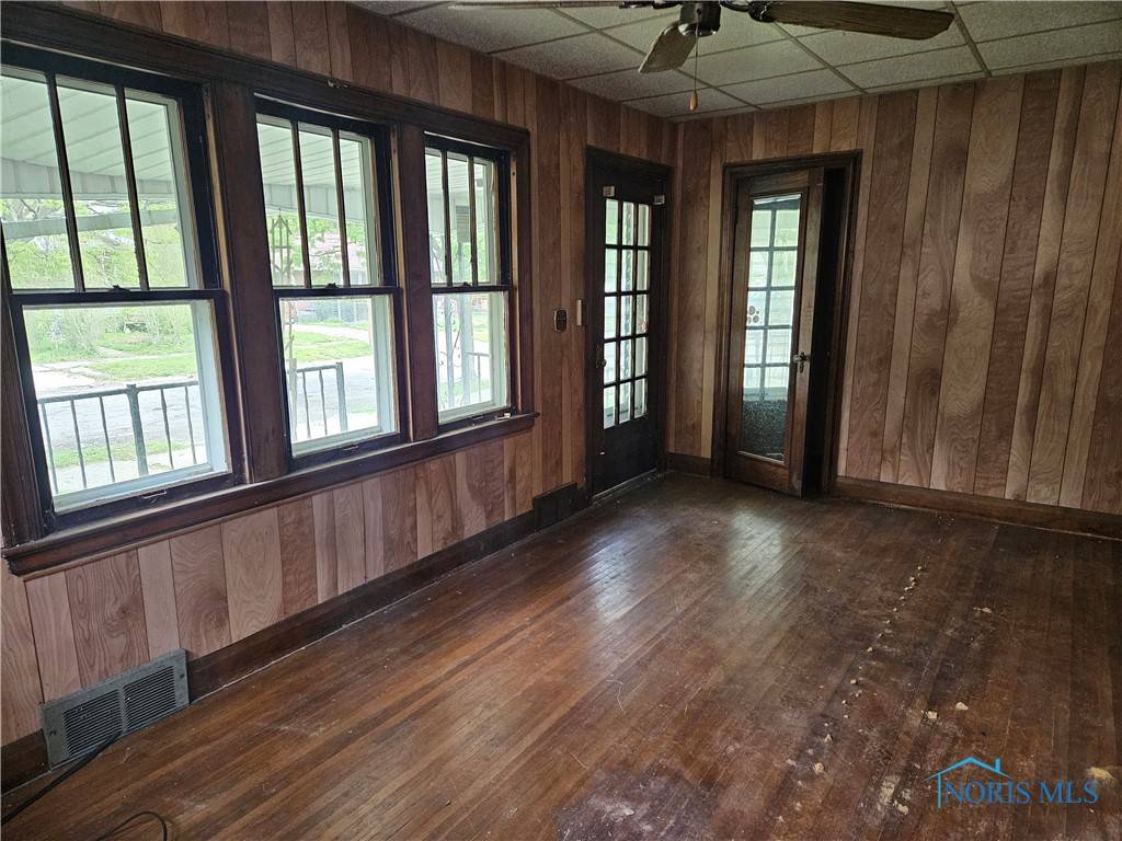 Toledo, OH 43613,1745 Stahlwood AVE