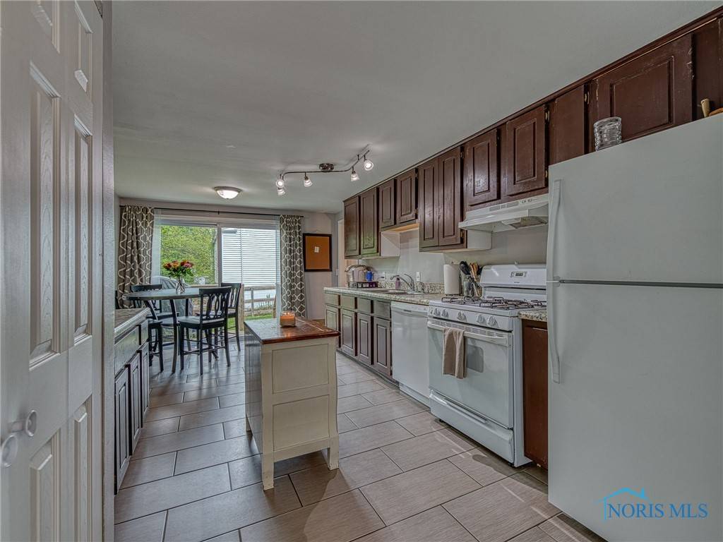 Toledo, OH 43607,2029 W Terrace View ST