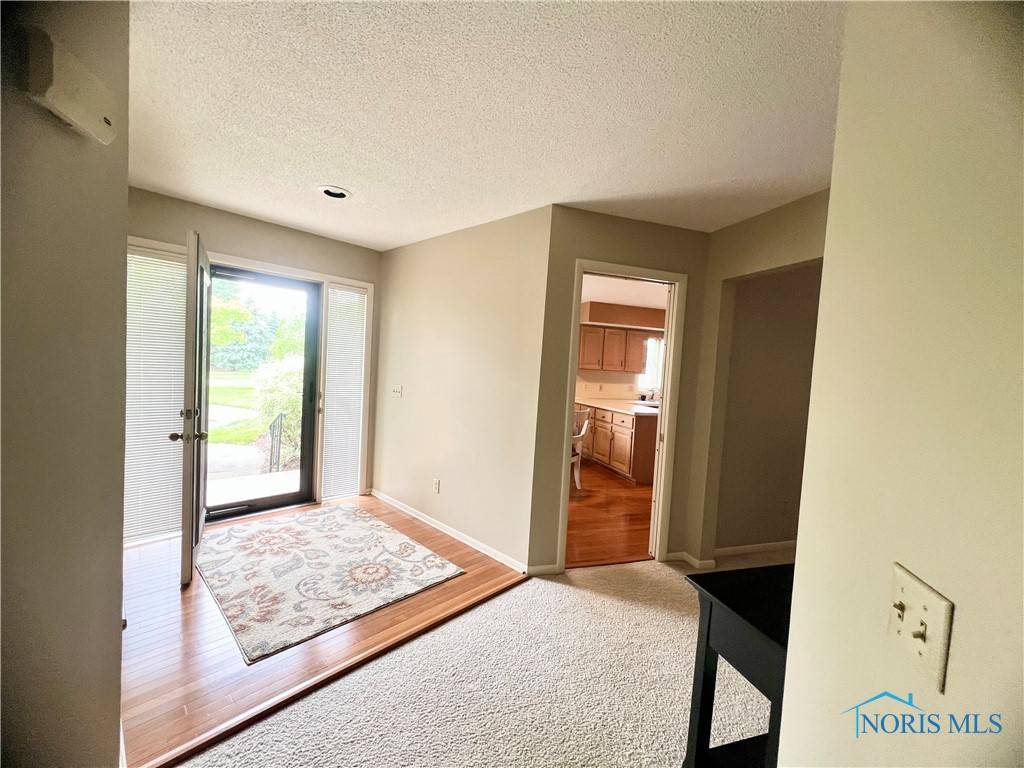 Toledo, OH 43617,2946 Glaston Oaks CT #2946