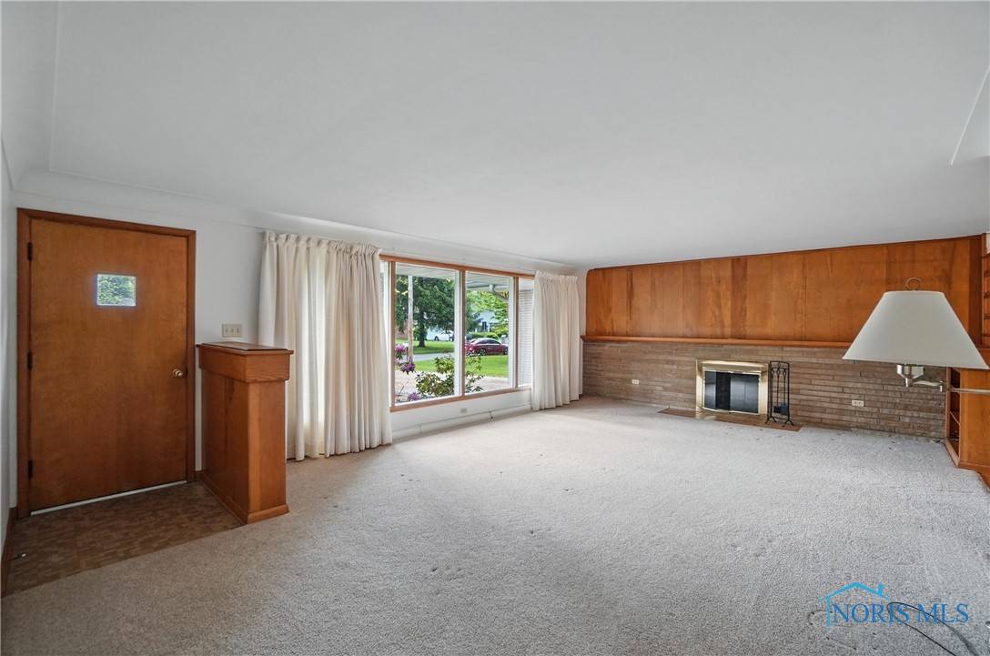 Bowling Green, OH 43402,426 Hillcrest DR