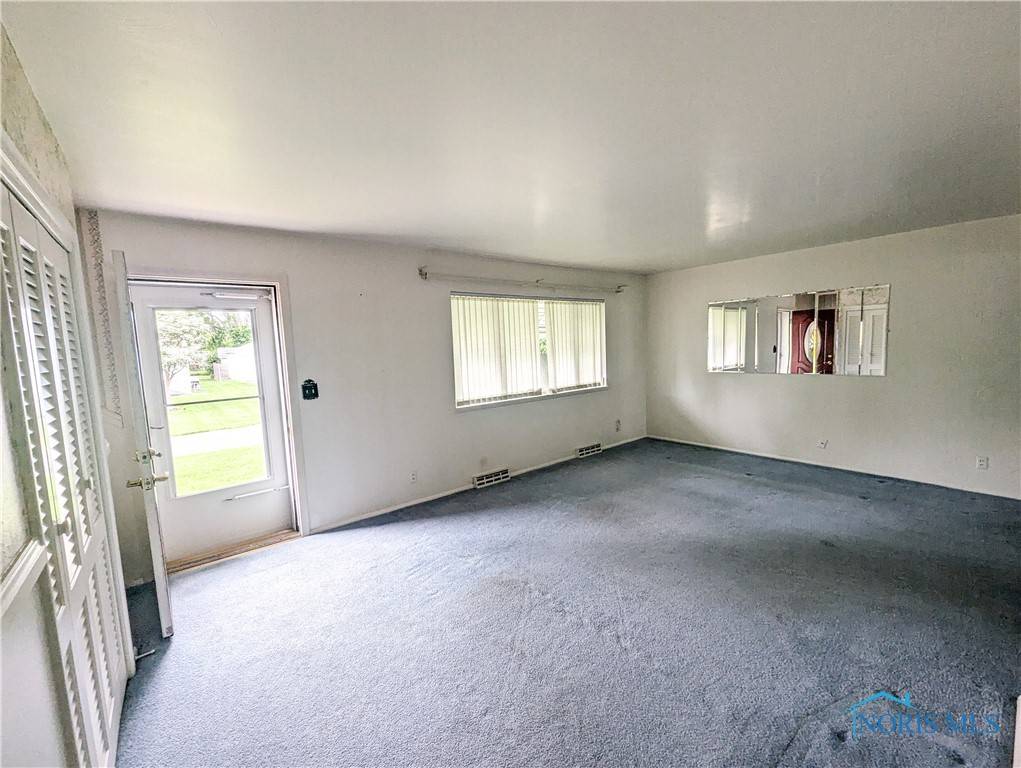 Fostoria, OH 44830,1006 Leonard CT
