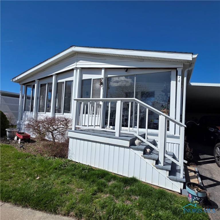 Toledo, OH 43615,715 S Holland Sylvania #74