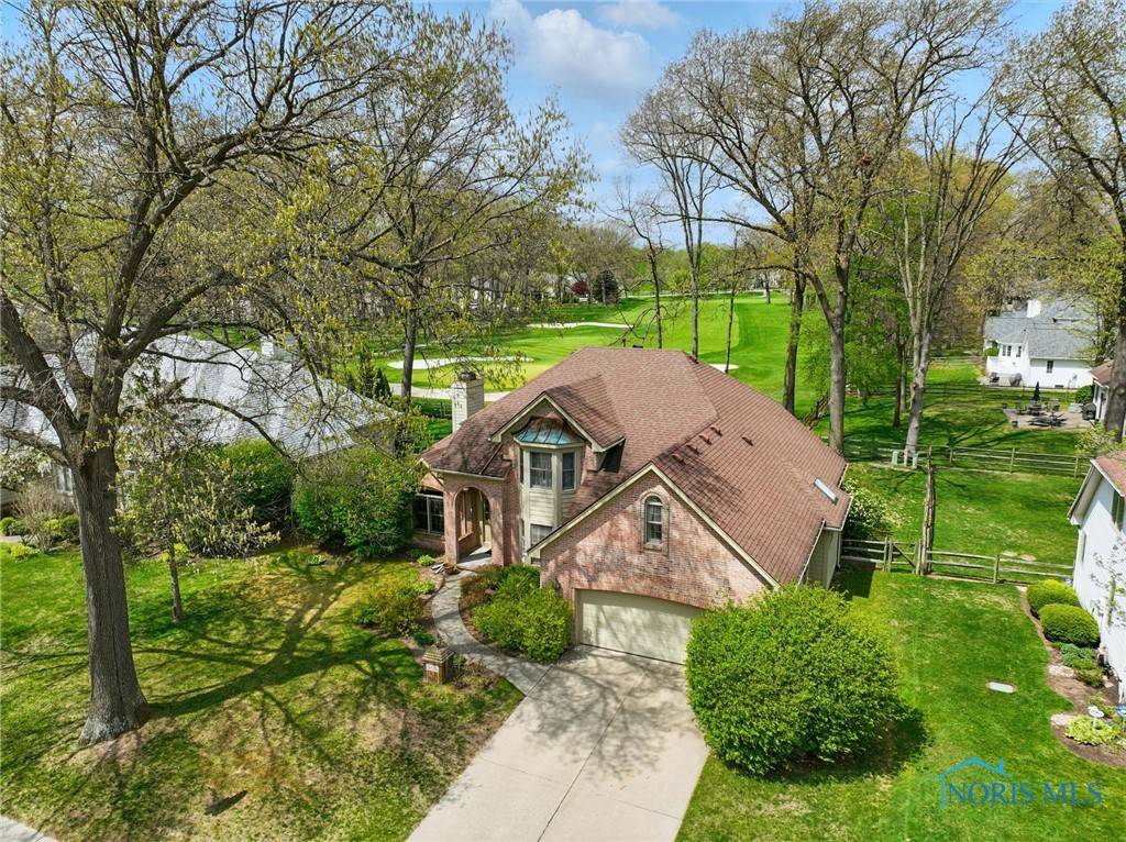 Holland, OH 43528,8420 Willow Glen CT