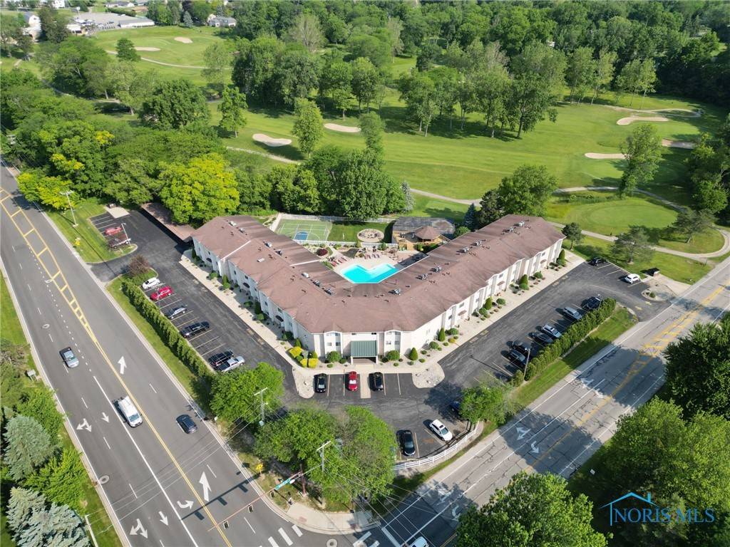 Maumee, OH 43537,6640 Salisbury RD #212
