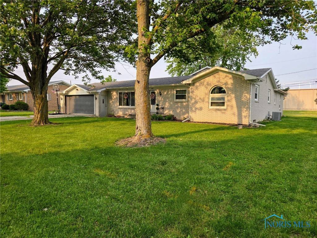 Archbold, OH 43502,808 West ST