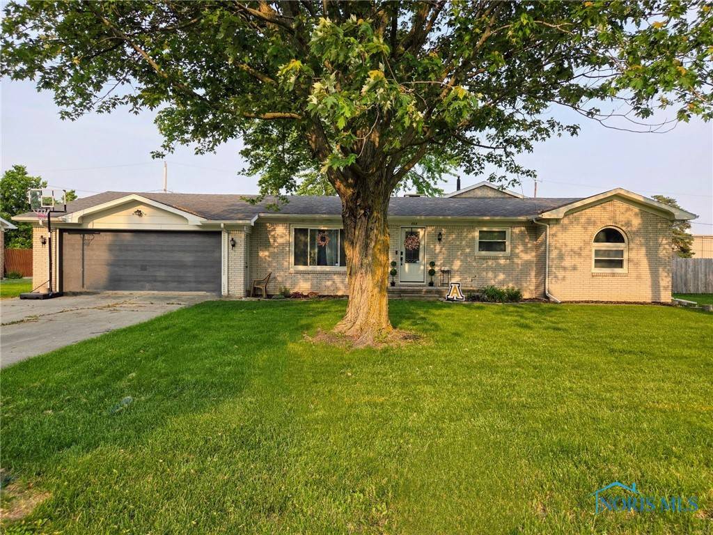 Archbold, OH 43502,808 West ST