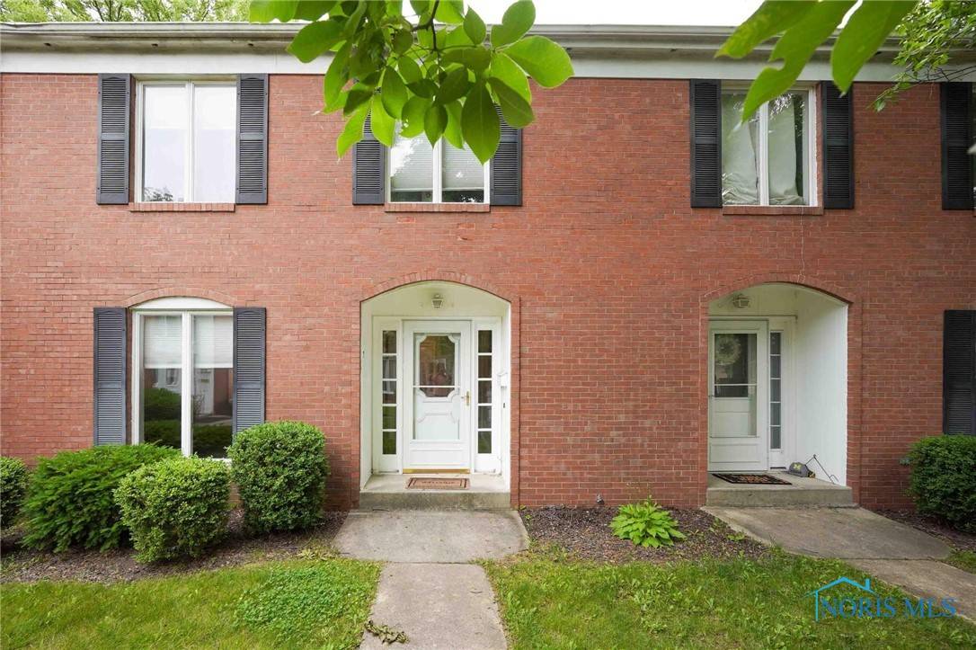 Findlay, OH 45840,1902 Queenswood DR #U7