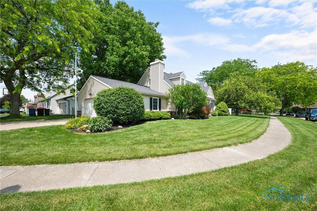 Oregon, OH 43616,3005 Springwood ST