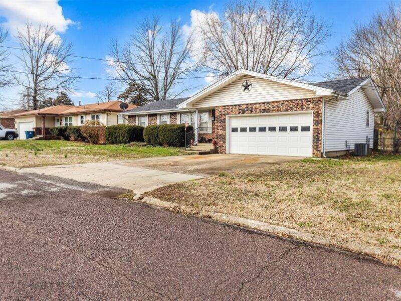 Springfield, MO 65806,551 South Forest Court