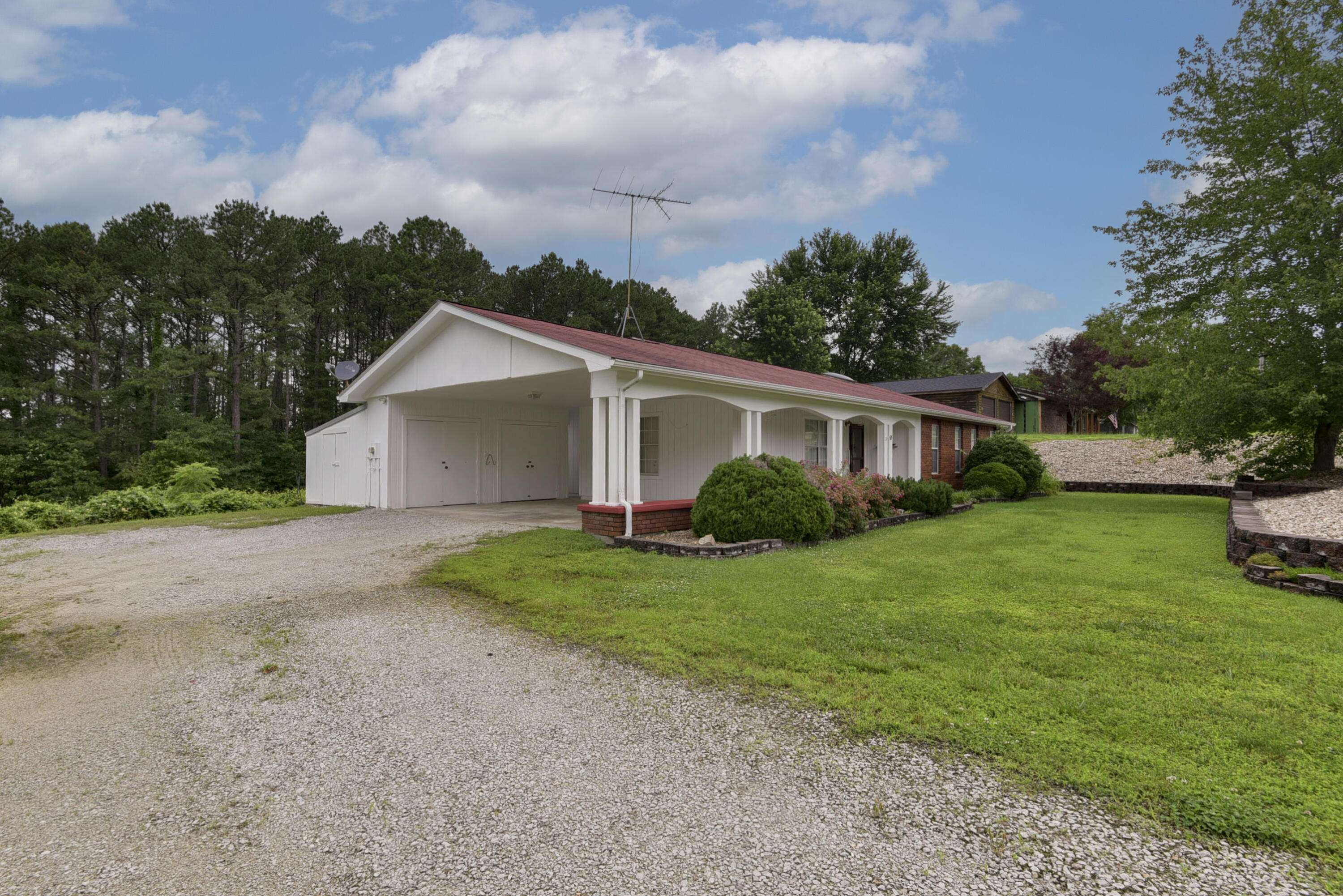 Lampe, MO 65681,63 Kyle Drive